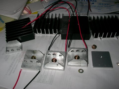 ペルチェ素子発電装置の組み立て