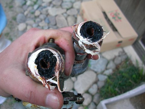 給湯器の配管の錆詰まり