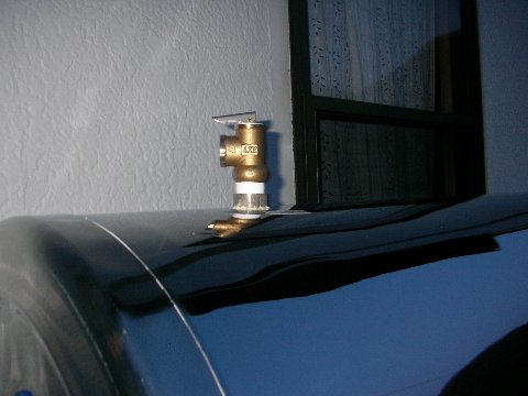 真空管パイプ太陽熱温水器の組み立て
